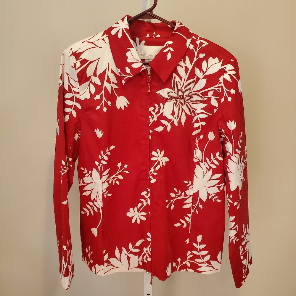 NWOT Susan Graver Style size small shacket, top. Red leaf beaded accent. Zip